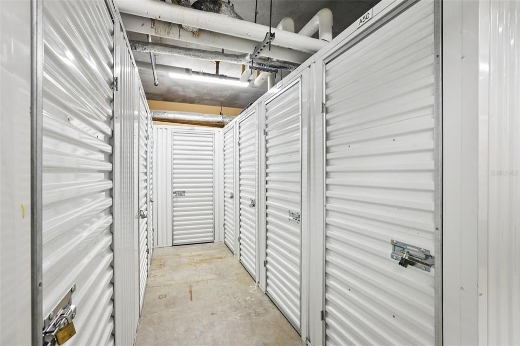 待售: $625,000 (2 贝兹, 2 浴室, 1022 平方英尺)