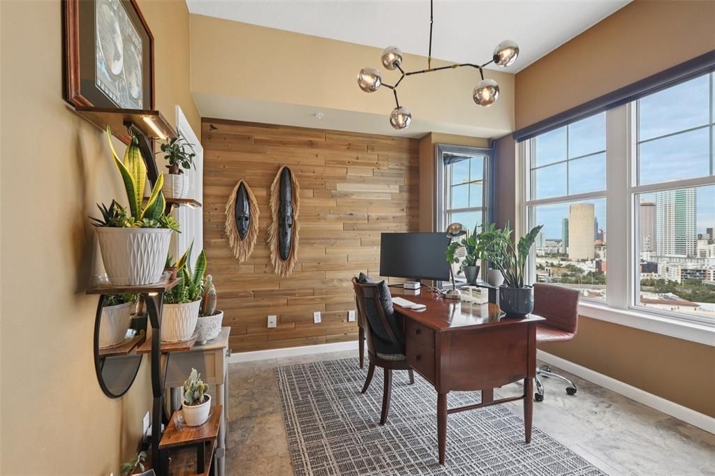 待售: $625,000 (2 贝兹, 2 浴室, 1022 平方英尺)