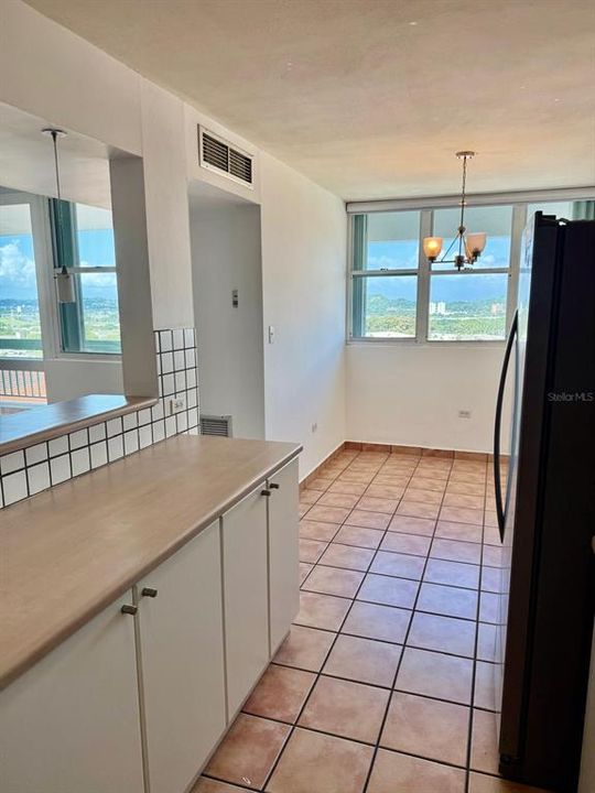 На продажу: $532,000 (3 спален, 2 ванн, 1753 Квадратных фут)