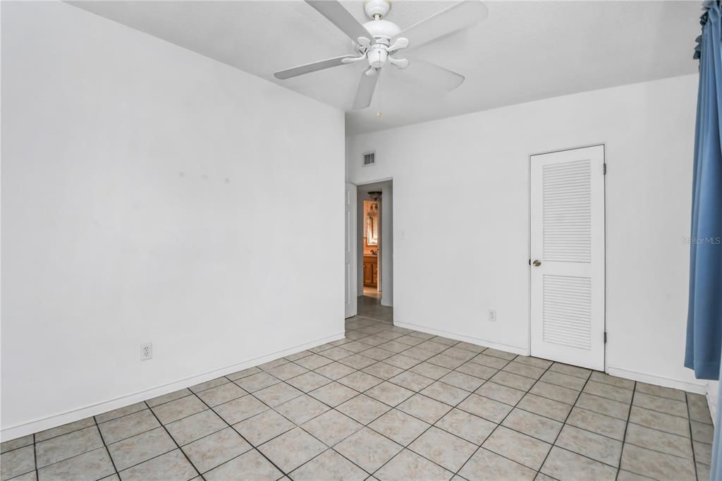 For Sale: $345,000 (3 beds, 2 baths, 1431 Square Feet)