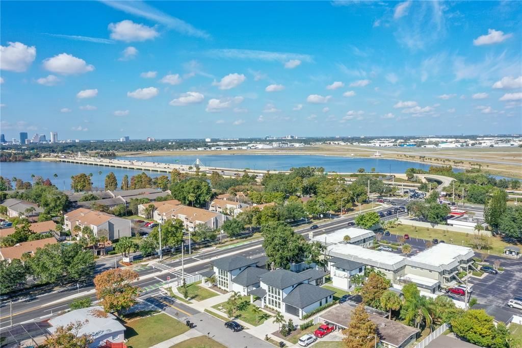 For Sale: $345,000 (3 beds, 2 baths, 1431 Square Feet)