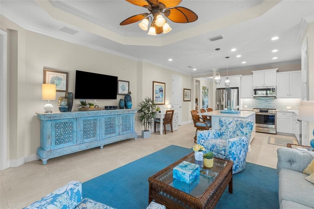 For Sale: $415,000 (2 beds, 2 baths, 1430 Square Feet)