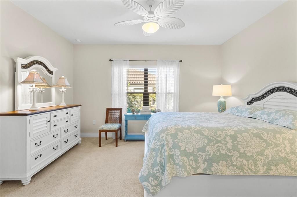 For Sale: $415,000 (2 beds, 2 baths, 1430 Square Feet)