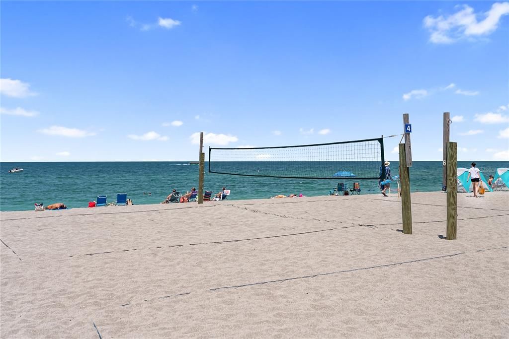 For Sale: $415,000 (2 beds, 2 baths, 1430 Square Feet)