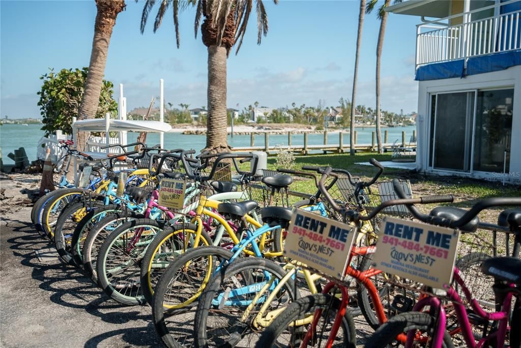 For Sale: $415,000 (2 beds, 2 baths, 1430 Square Feet)