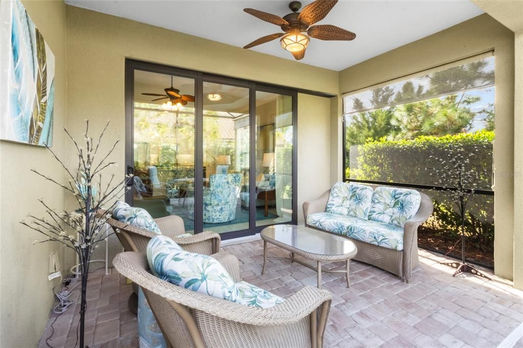 For Sale: $415,000 (2 beds, 2 baths, 1430 Square Feet)