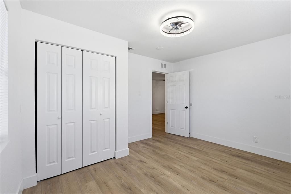 For Sale: $535,000 (7 beds, 0 baths, 2600 Square Feet)