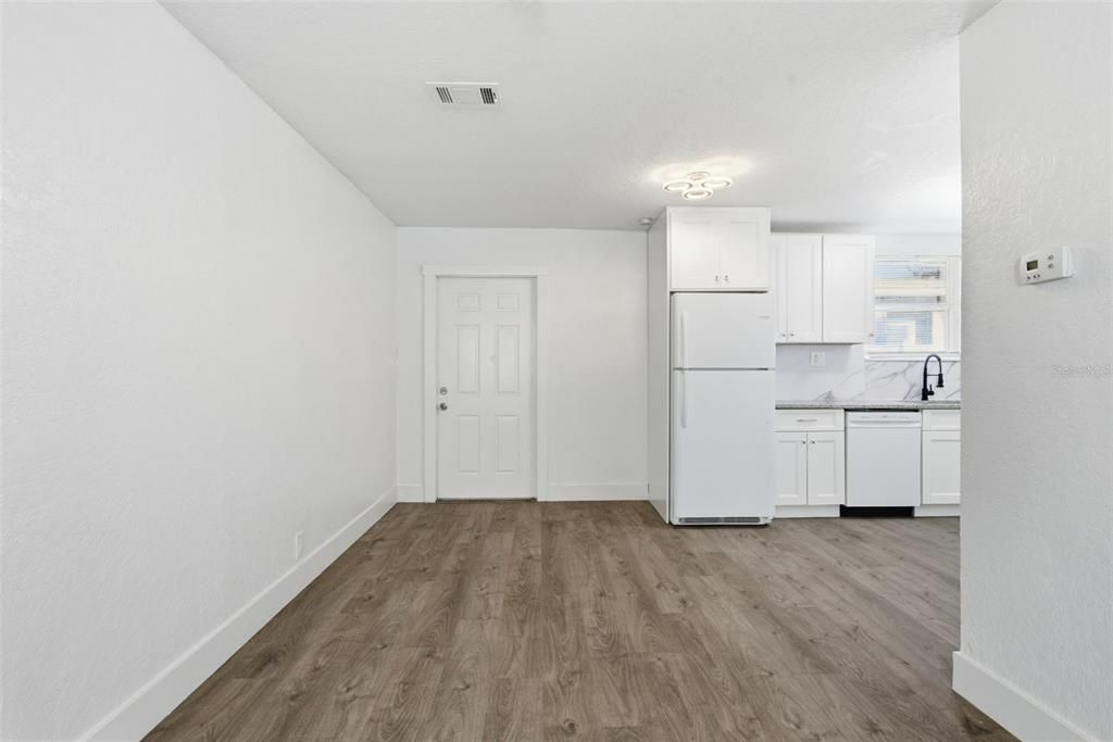 For Sale: $535,000 (7 beds, 0 baths, 2600 Square Feet)