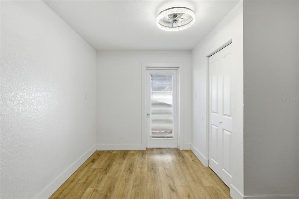 For Sale: $535,000 (7 beds, 0 baths, 2600 Square Feet)