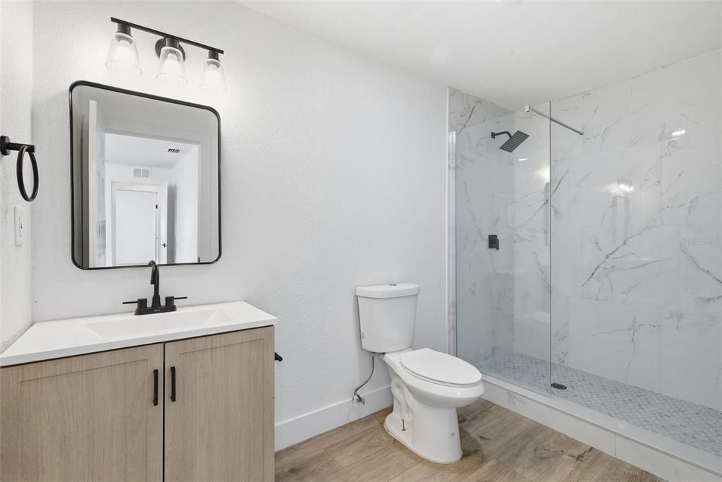 For Sale: $535,000 (7 beds, 0 baths, 2600 Square Feet)