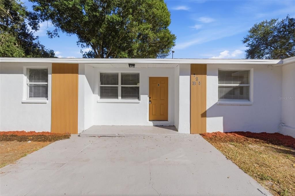 For Sale: $535,000 (7 beds, 0 baths, 2600 Square Feet)