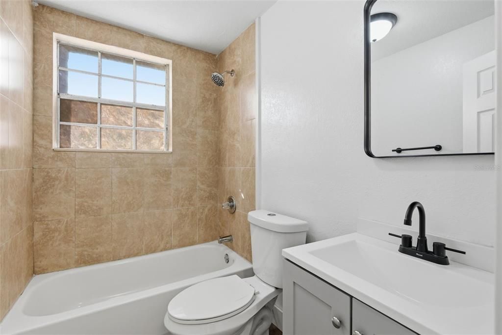 For Sale: $535,000 (7 beds, 0 baths, 2600 Square Feet)