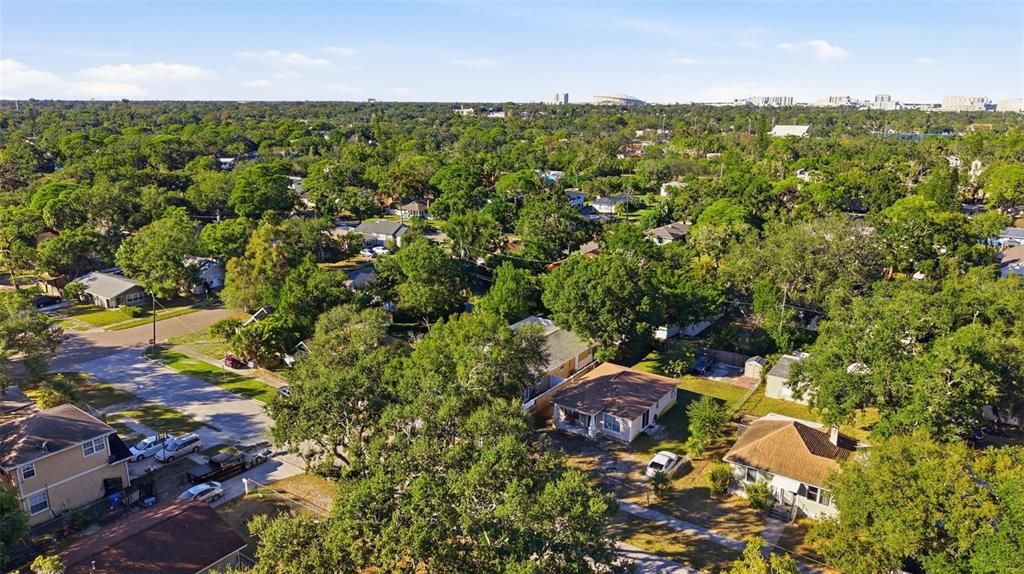 For Sale: $535,000 (7 beds, 0 baths, 2600 Square Feet)