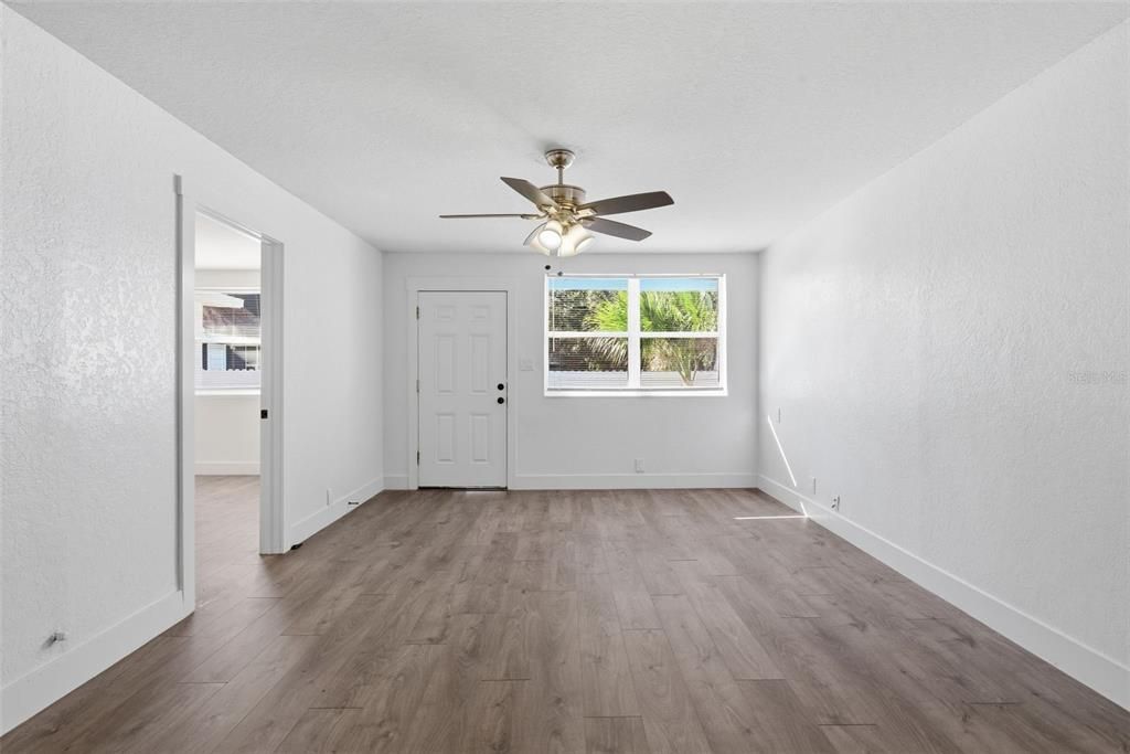 For Sale: $535,000 (7 beds, 0 baths, 2600 Square Feet)