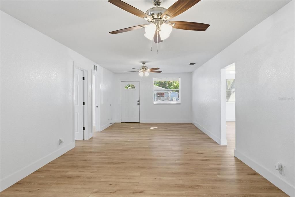 For Sale: $535,000 (7 beds, 0 baths, 2600 Square Feet)