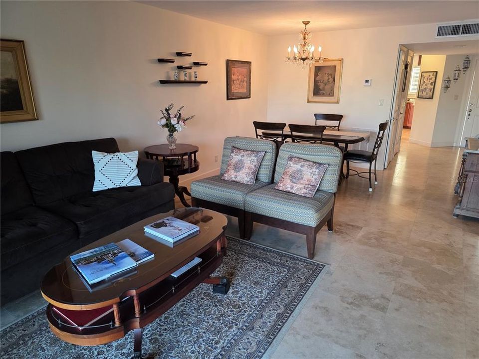 For Rent: $2,995 (2 beds, 2 baths, 1075 Square Feet)