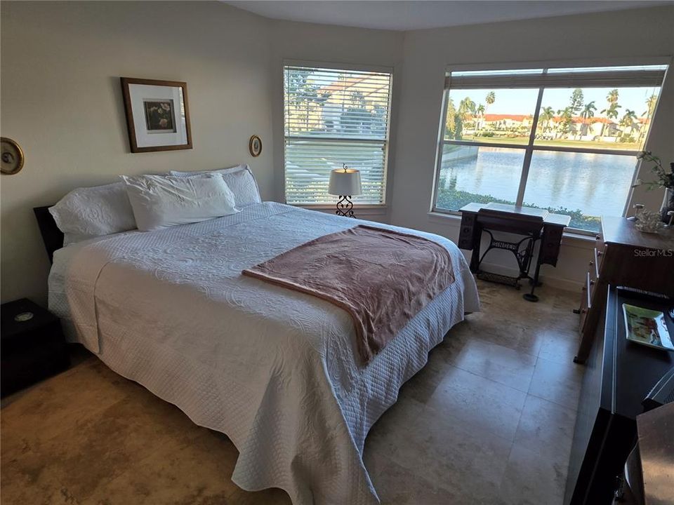 For Rent: $2,995 (2 beds, 2 baths, 1075 Square Feet)