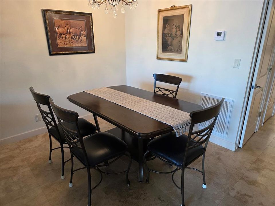 For Rent: $2,995 (2 beds, 2 baths, 1075 Square Feet)