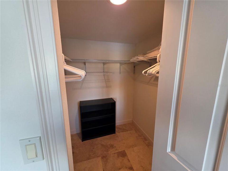 For Rent: $2,995 (2 beds, 2 baths, 1075 Square Feet)