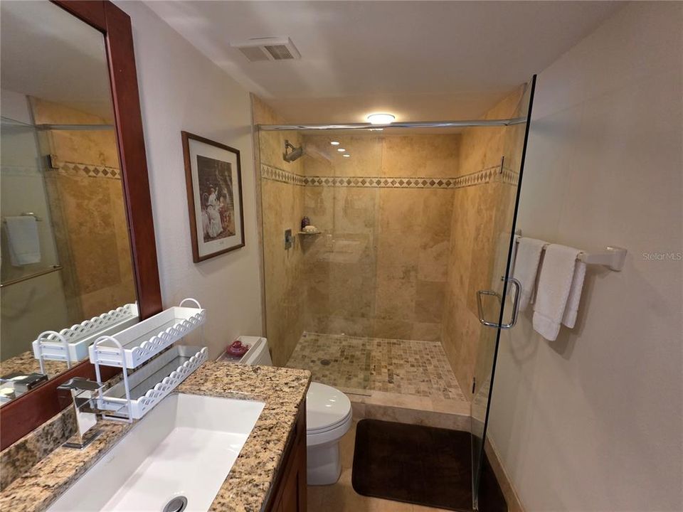 For Rent: $2,995 (2 beds, 2 baths, 1075 Square Feet)