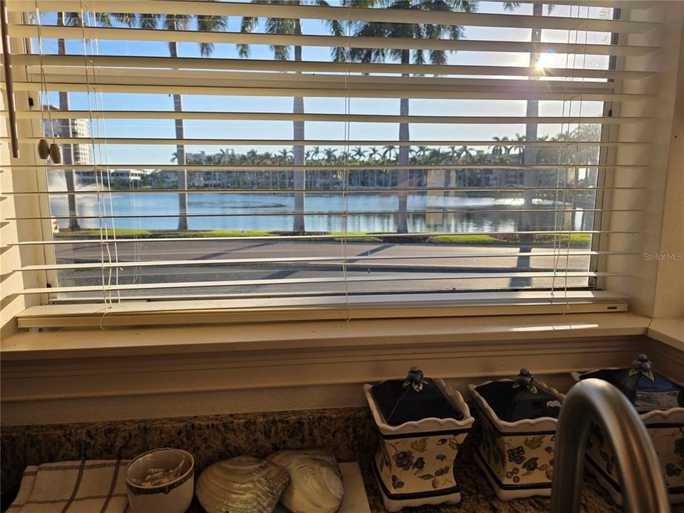 For Rent: $2,995 (2 beds, 2 baths, 1075 Square Feet)