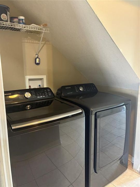 出租: $1,675 (2 贝兹, 2 浴室, 1570 平方英尺)