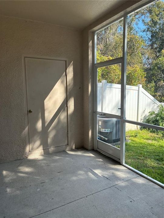 出租: $1,675 (2 贝兹, 2 浴室, 1570 平方英尺)