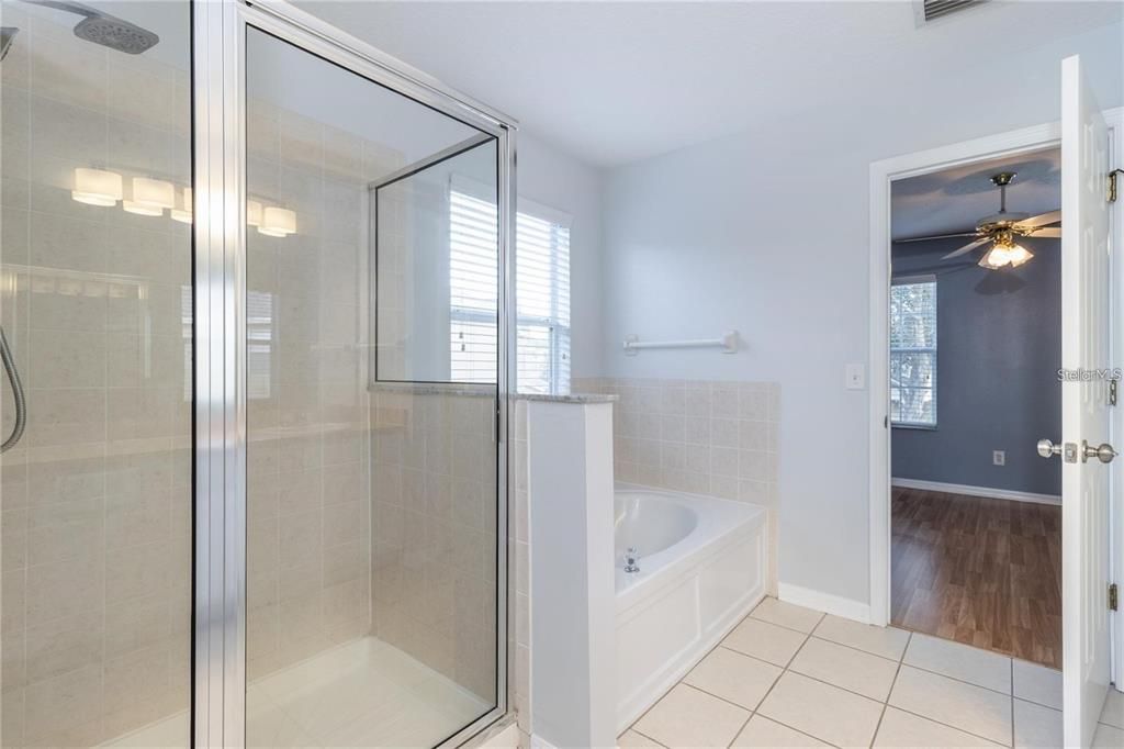 В аренду: $2,200 (3 спален, 2 ванн, 1768 Квадратных фут)