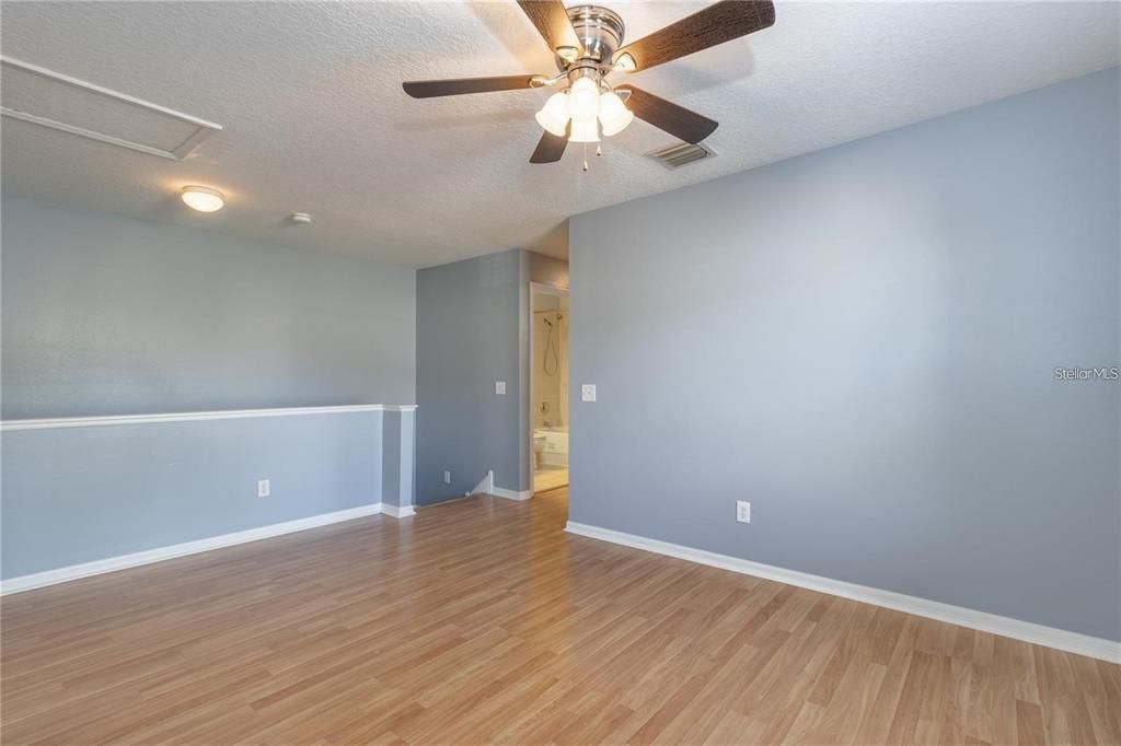 В аренду: $2,200 (3 спален, 2 ванн, 1768 Квадратных фут)