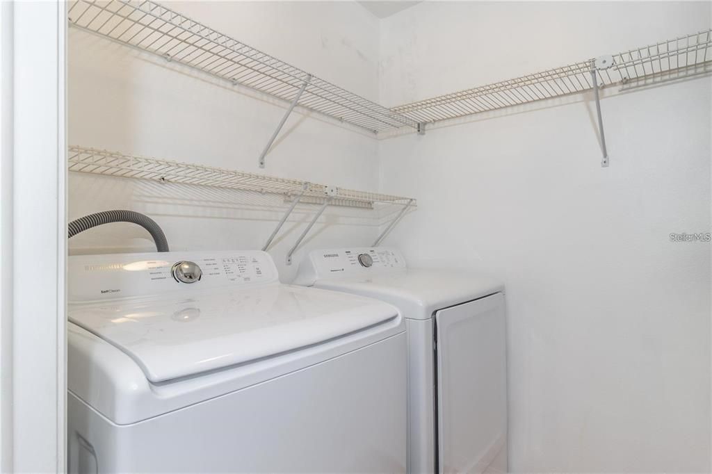 В аренду: $2,200 (3 спален, 2 ванн, 1768 Квадратных фут)