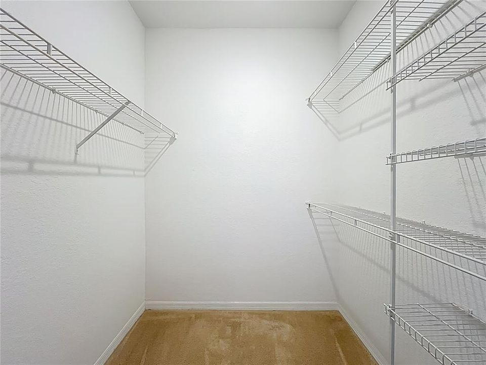 待售: $199,995 (2 贝兹, 2 浴室, 1048 平方英尺)