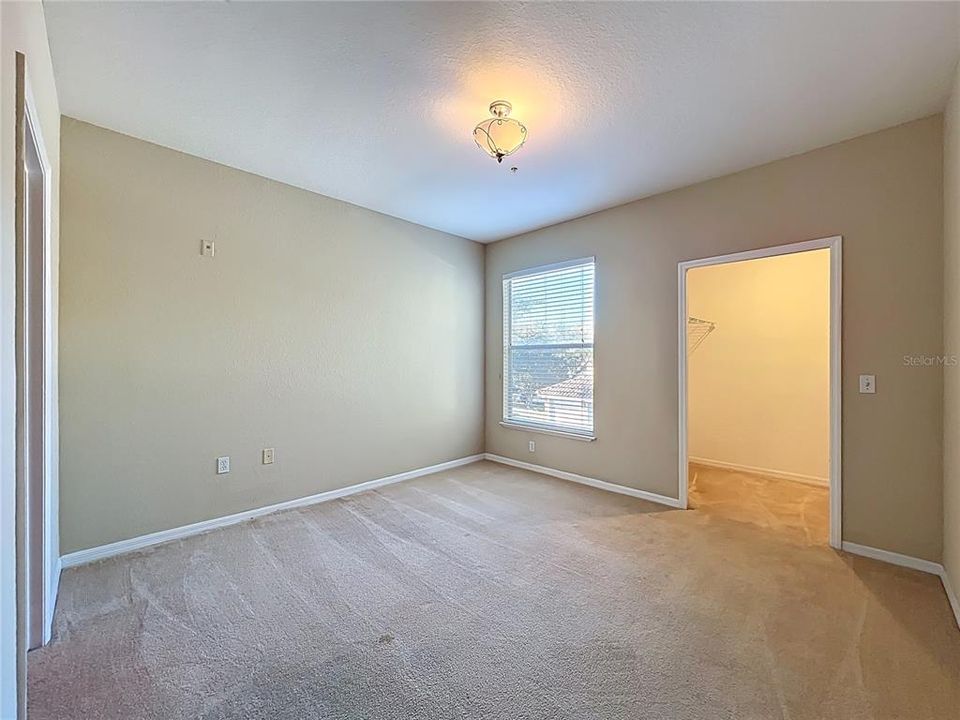 待售: $199,995 (2 贝兹, 2 浴室, 1048 平方英尺)