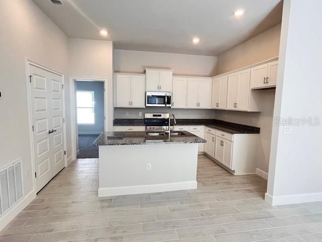 For Sale: $362,500 (4 beds, 2 baths, 1659 Square Feet)