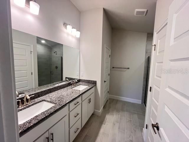 For Sale: $362,500 (4 beds, 2 baths, 1659 Square Feet)