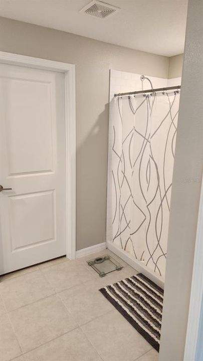 En Venta: $412,900 (5 camas, 2 baños, 2217 Pies cuadrados)