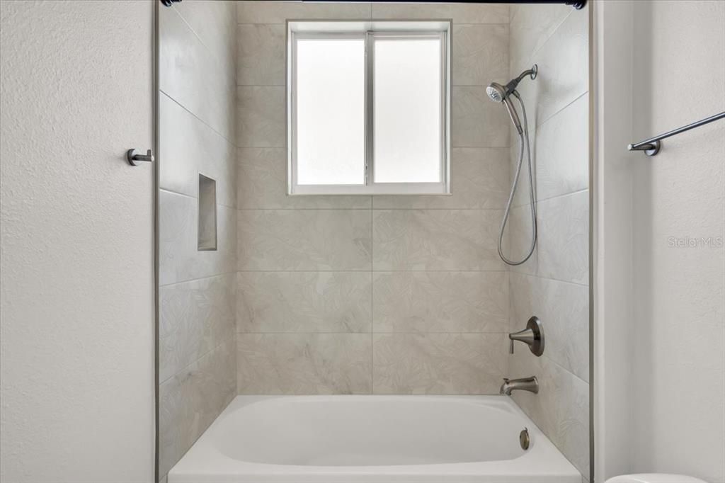 待售: $480,000 (3 贝兹, 2 浴室, 1922 平方英尺)