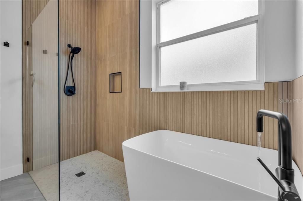 待售: $480,000 (3 贝兹, 2 浴室, 1922 平方英尺)