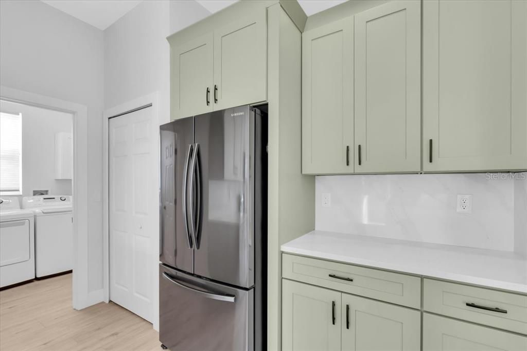 待售: $480,000 (3 贝兹, 2 浴室, 1922 平方英尺)