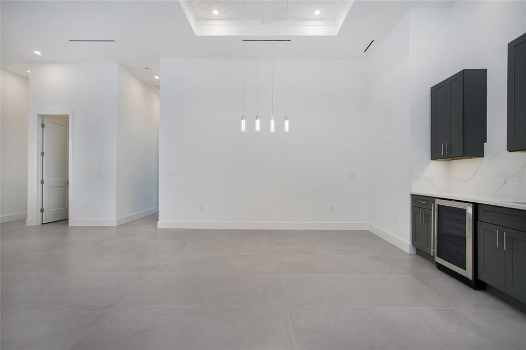 На продажу: $1,299,000 (4 спален, 4 ванн, 2615 Квадратных фут)