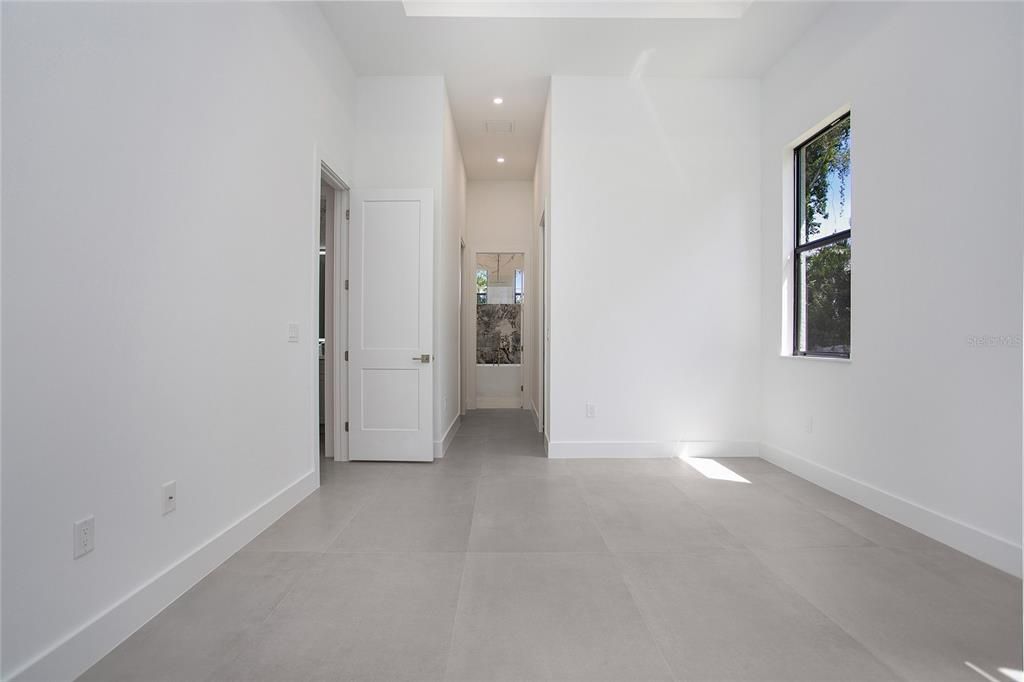 На продажу: $1,299,000 (4 спален, 4 ванн, 2615 Квадратных фут)