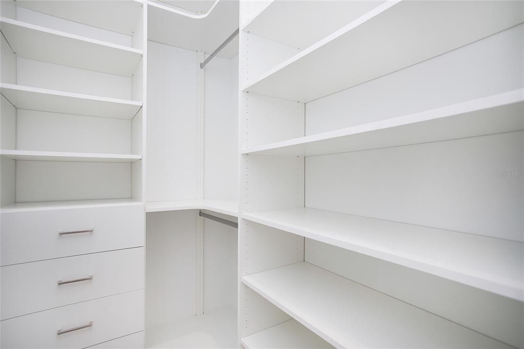 На продажу: $1,299,000 (4 спален, 4 ванн, 2615 Квадратных фут)