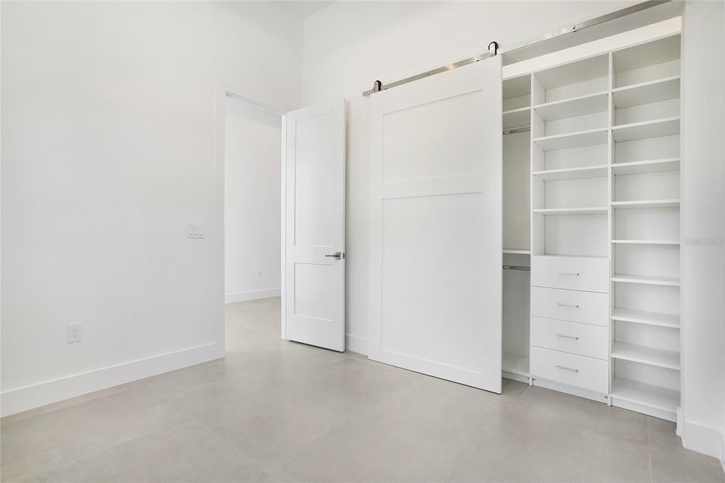 На продажу: $1,299,000 (4 спален, 4 ванн, 2615 Квадратных фут)