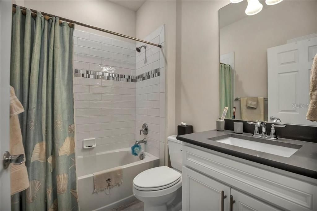 For Sale: $529,900 (2 beds, 2 baths, 1860 Square Feet)