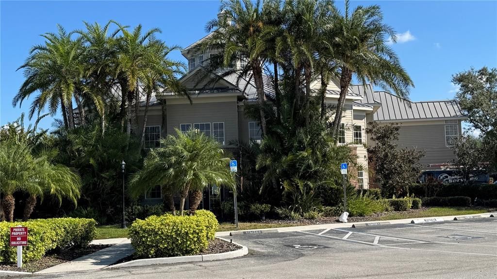 For Rent: $2,195 (2 beds, 2 baths, 1168 Square Feet)