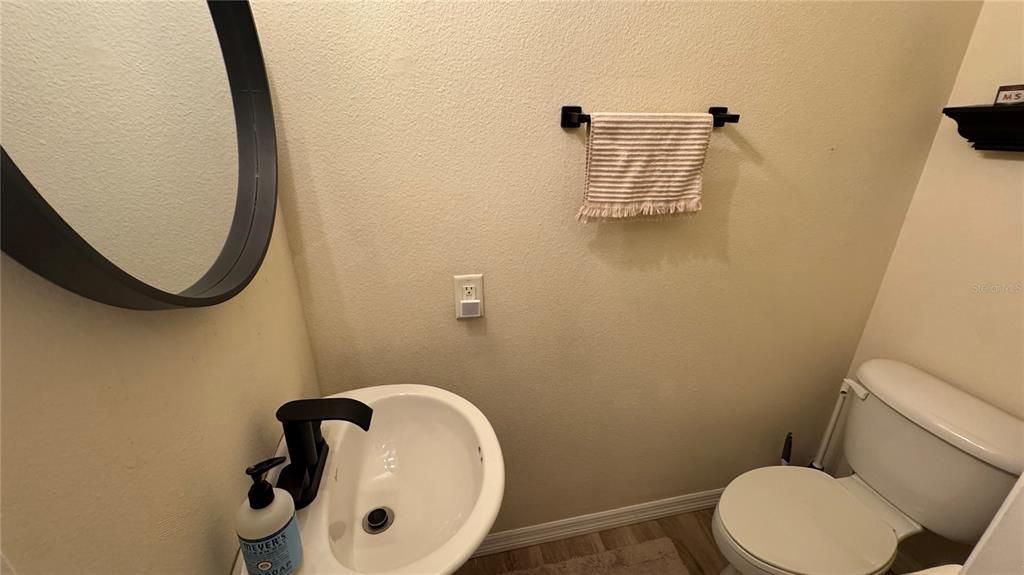 For Rent: $2,195 (2 beds, 2 baths, 1168 Square Feet)