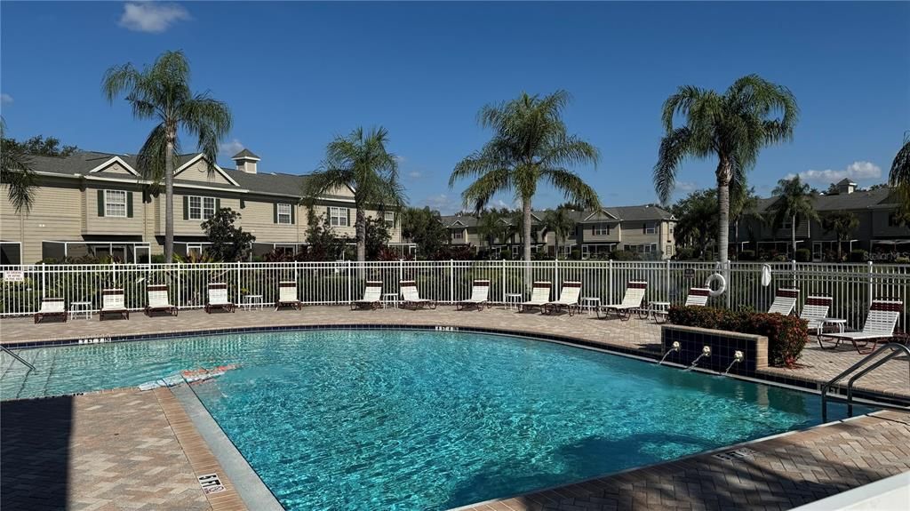 For Rent: $2,195 (2 beds, 2 baths, 1168 Square Feet)