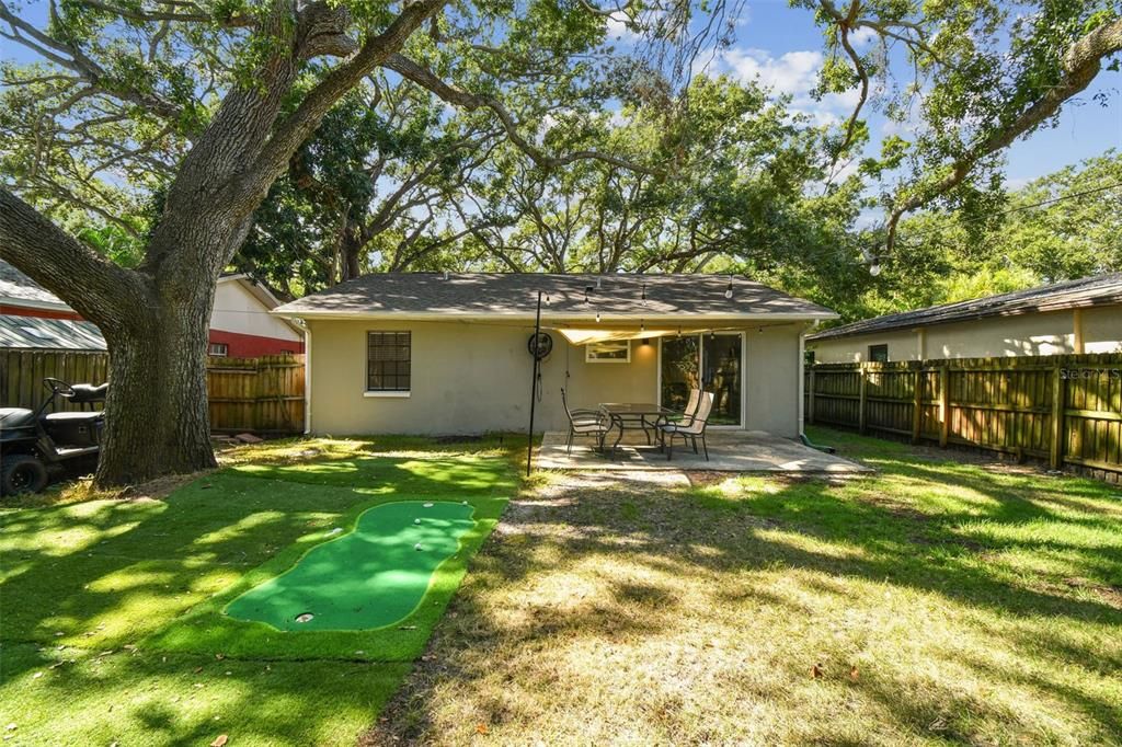 For Rent: $2,700 (3 beds, 1 baths, 1156 Square Feet)