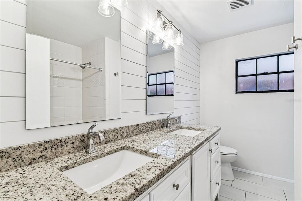 For Rent: $2,700 (3 beds, 1 baths, 1156 Square Feet)