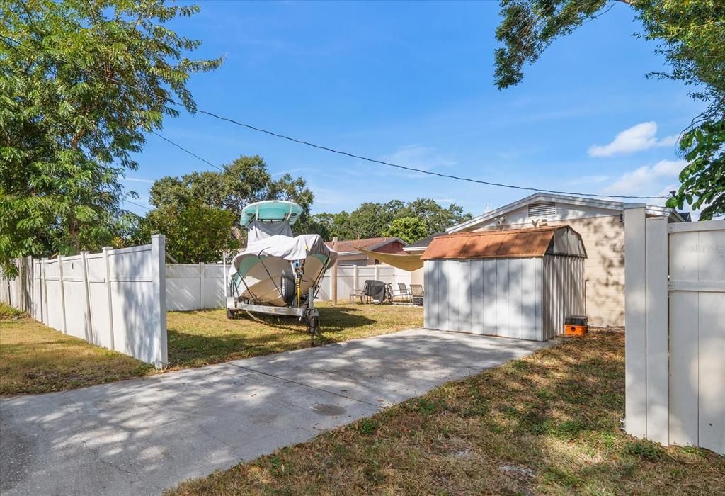 待售: $348,000 (3 贝兹, 1 浴室, 1154 平方英尺)