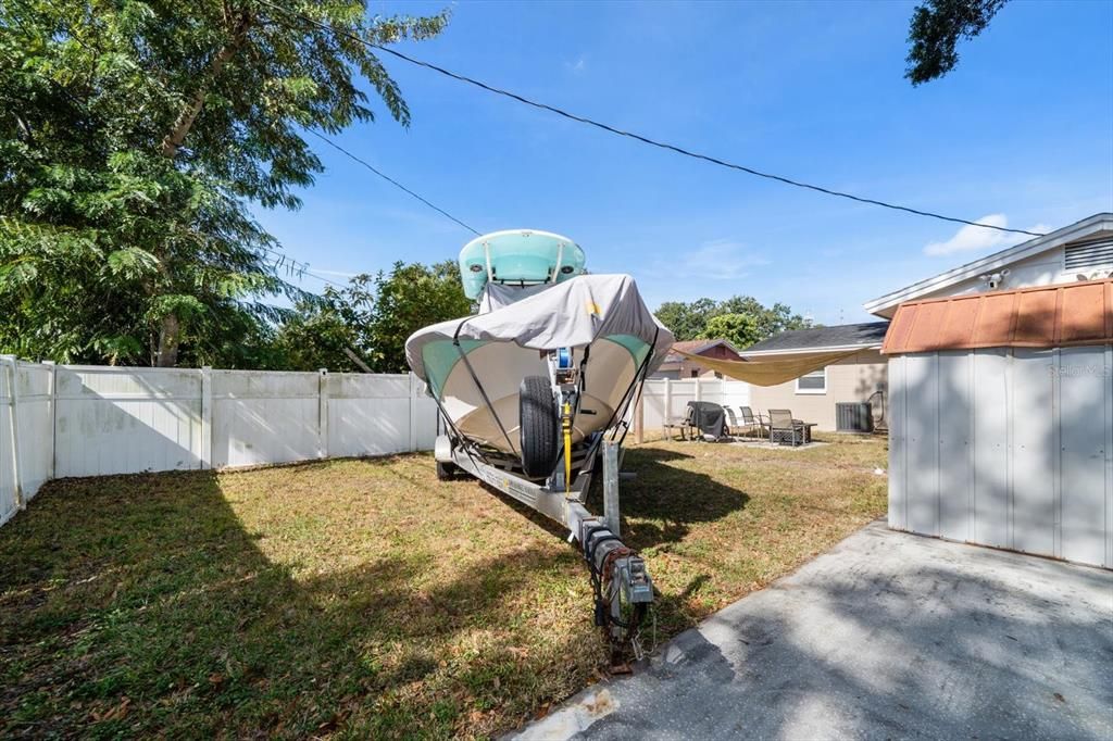 待售: $348,000 (3 贝兹, 1 浴室, 1154 平方英尺)